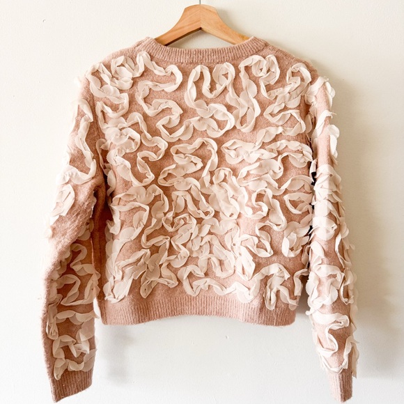 ZARA Blush Textured 3D Floral Appliqué Sweater Size Medium - Picture 5 of 7